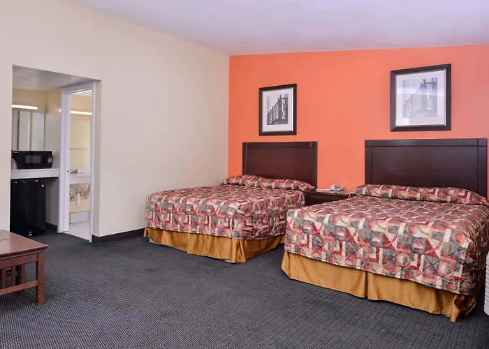 Scottish Inn And Suites