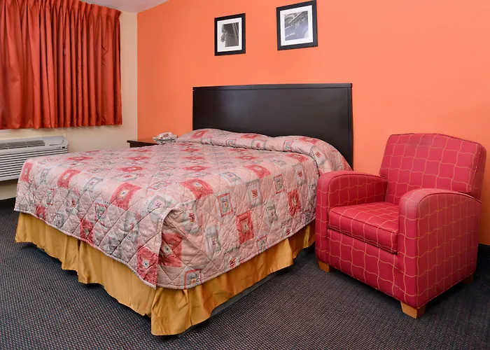 Scottish Inn And Suites