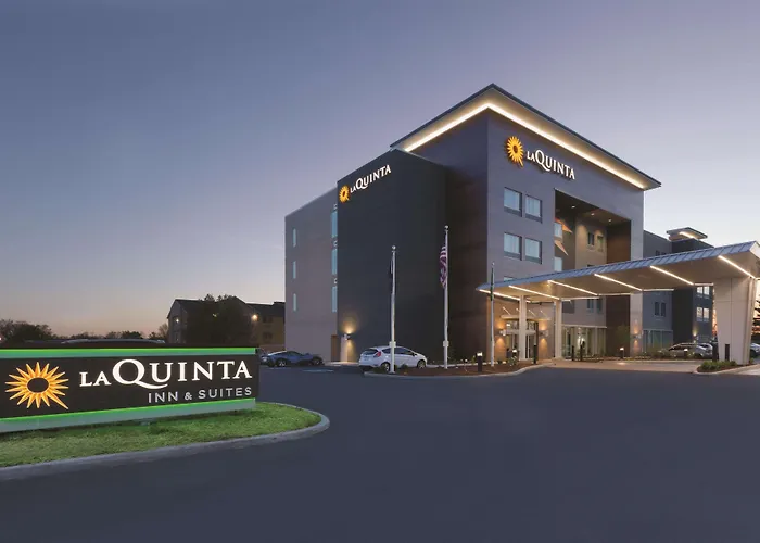La Quinta By Wyndham Terre Haute