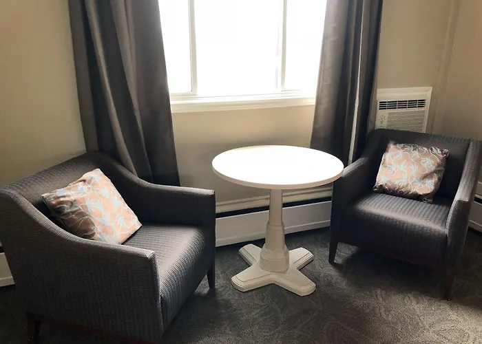 Seasons Inn Halifax