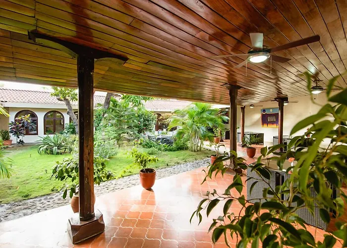 Hotel Flor De Sarta