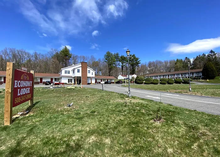Economy Lodge 682 Main St Sturbridge
