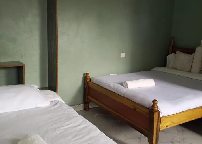 Rosablu Hotel Kutus