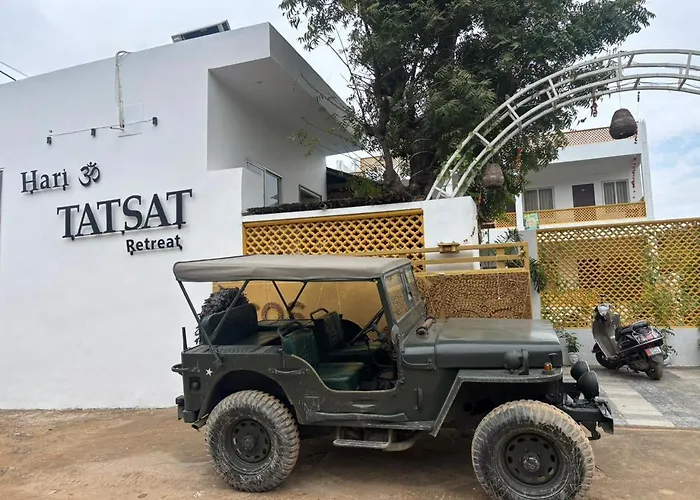 Hariom Tatsat Retreat
