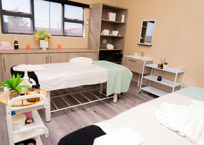 Apex Boutique Hotel
