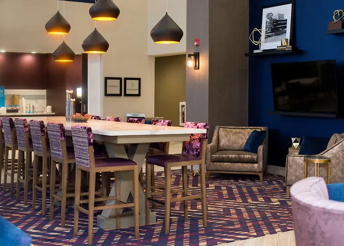 Hampton Inn & Suites Warrington Horsham