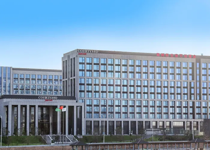 Courtyard By Marriott Zhengzhou Airport