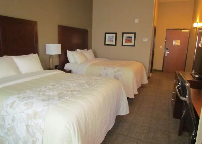 Heartland Inn And Suites