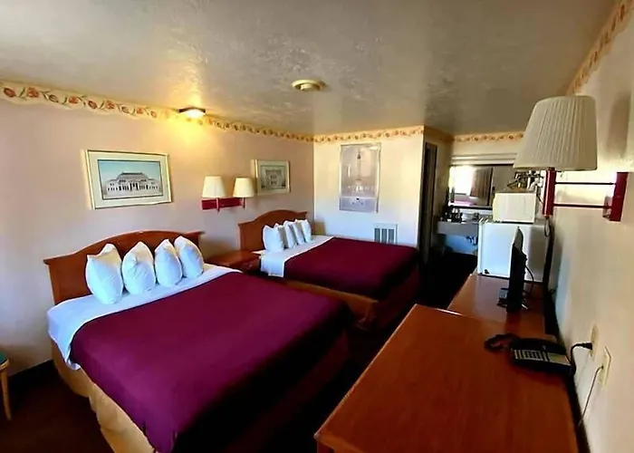 Western Inn - Green River