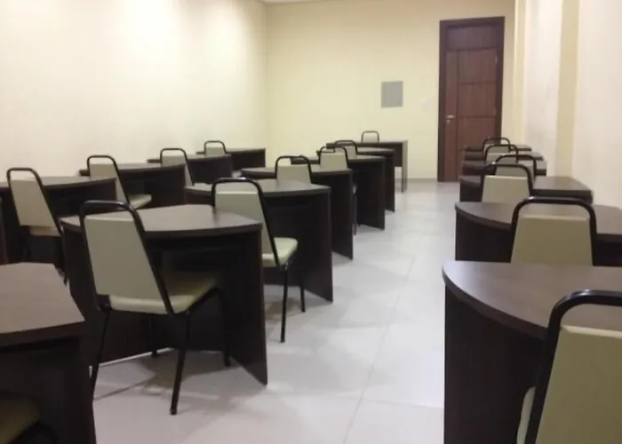 Flamboyant Suite Hotel