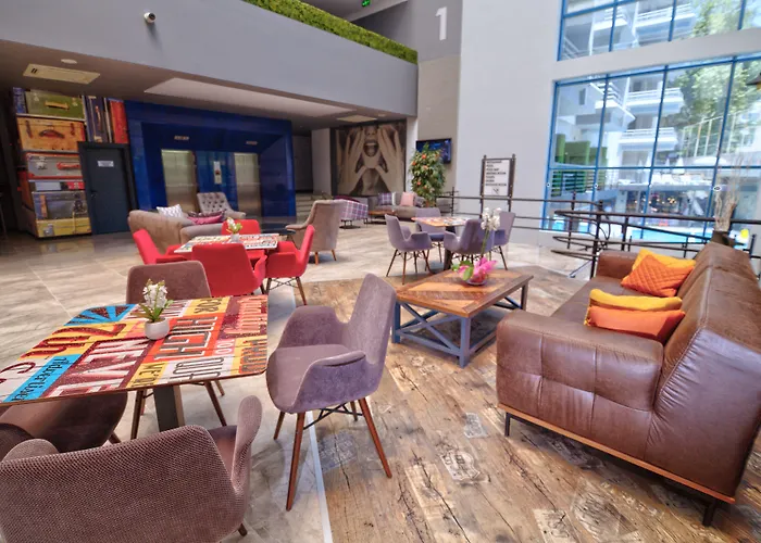 Ramira City Hotel - Adult Only