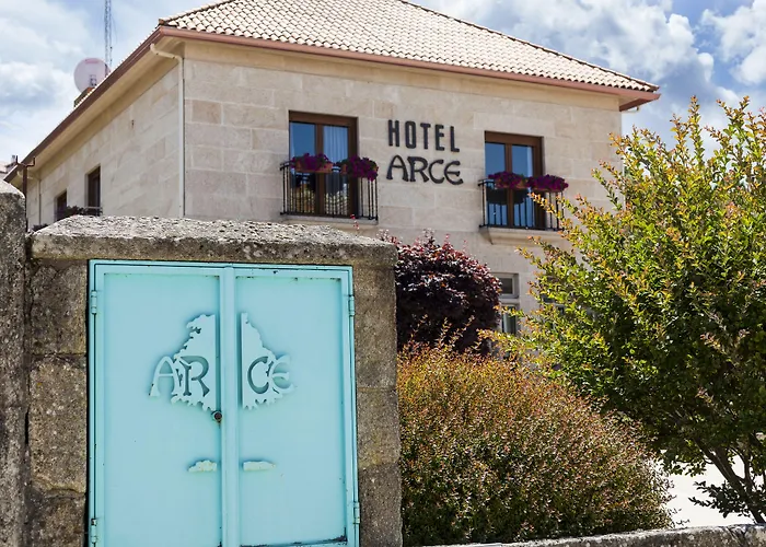 Hotel Arce