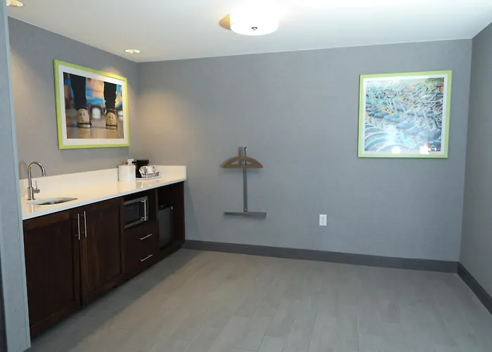 Hampton Inn & Suites Burlington