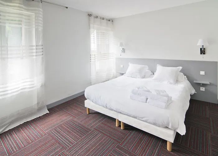 Auberge Le Cantou - Hotel Roche