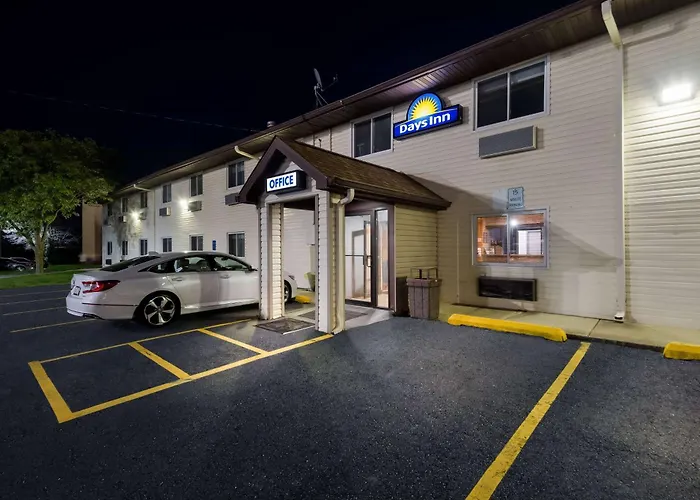 Days Inn By Wyndham Ankeny - Des Moines