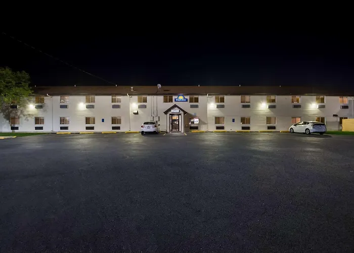 Days Inn By Wyndham Ankeny - Des Moines