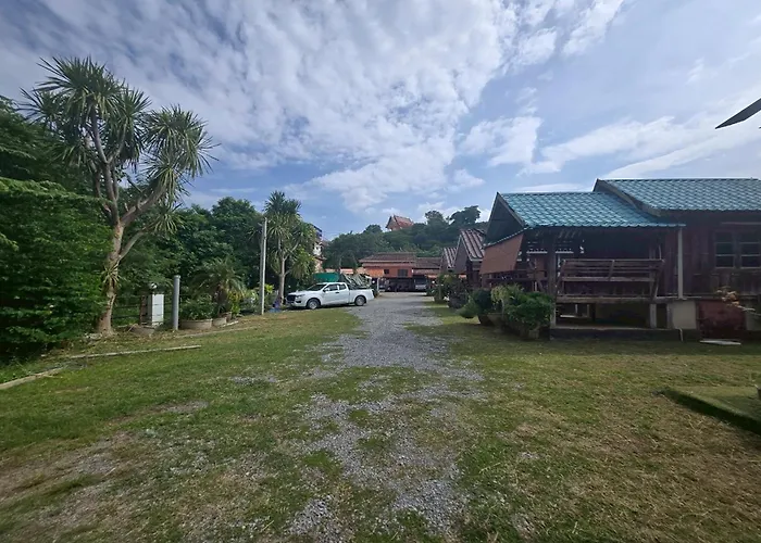 Phaiboon Hotel & Resort