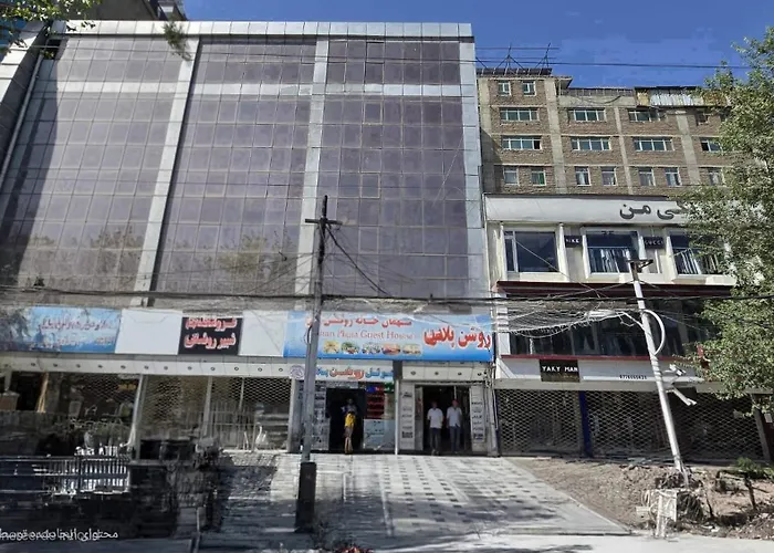 Roshan Plaza Hotel