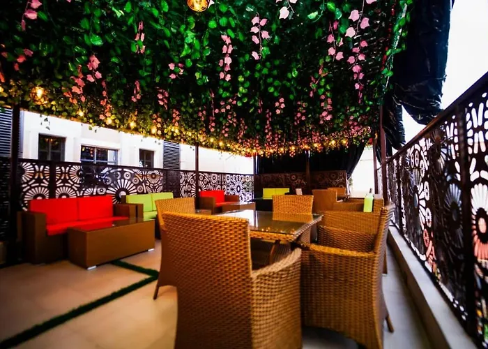Ralphnest Suite & Lounge Limited