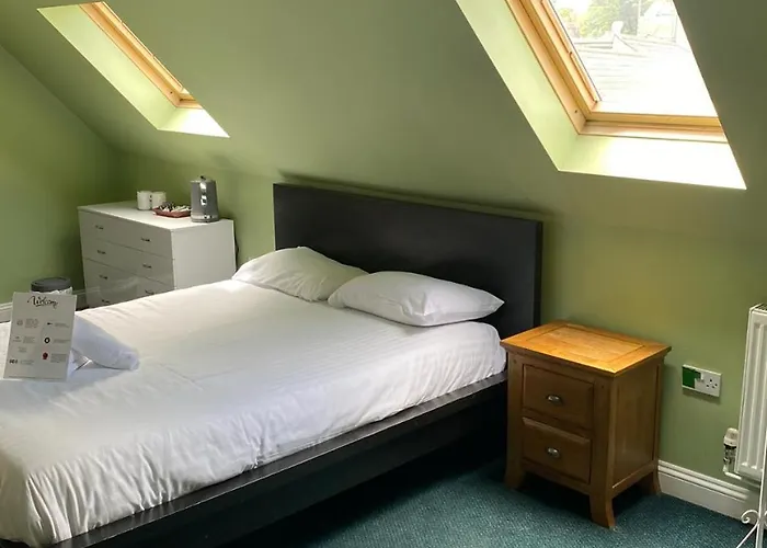 Halstead Rooms