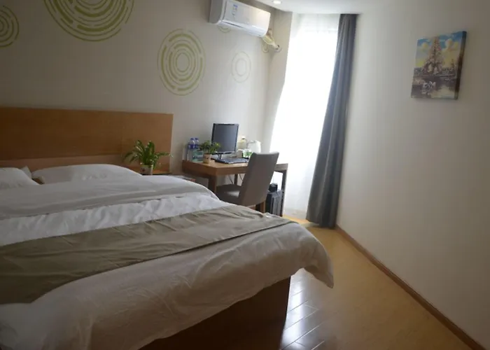 Greentree Inn Anqing Wangjiang County Lantian Road Yiheyuan Express Hotel