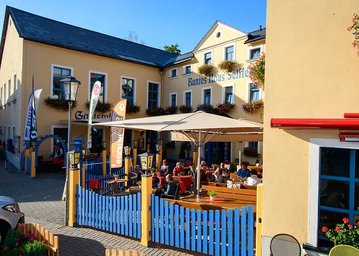 Hotel Erbgericht Buntes Haus