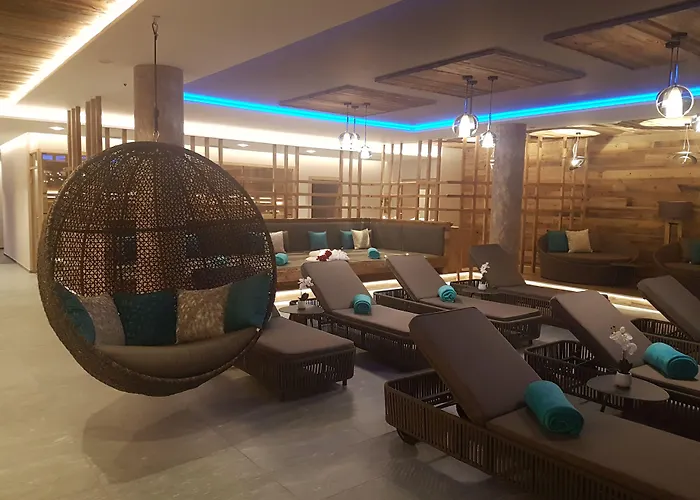 Molaris Lodge