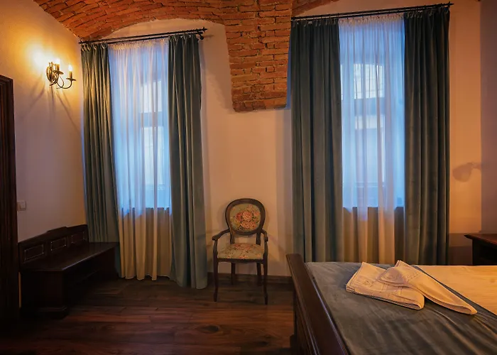 Hotel Boutique Casa Chitic -Hotel And Restaurant Str Johann Gott Nr7