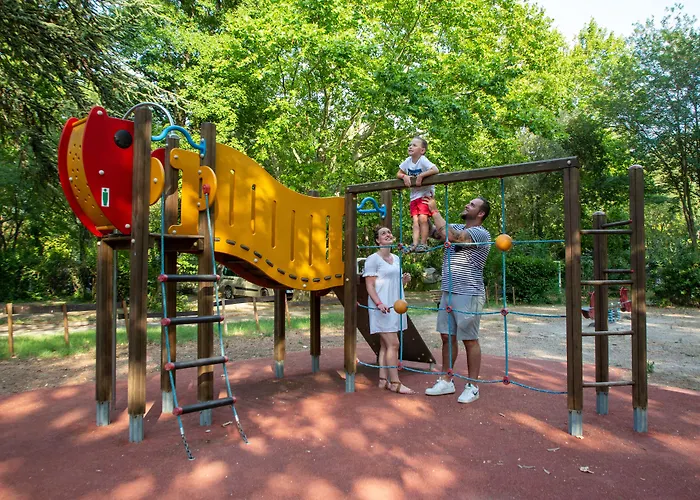 Camping Du Pont D'Avignon
