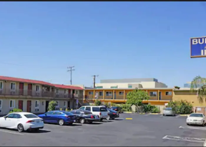 Budget Inn Lax-Lawndale
