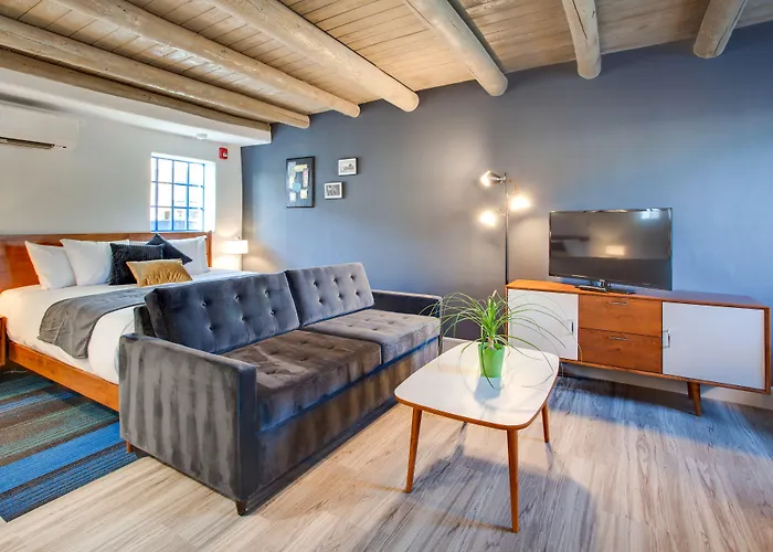 El Vado Motel