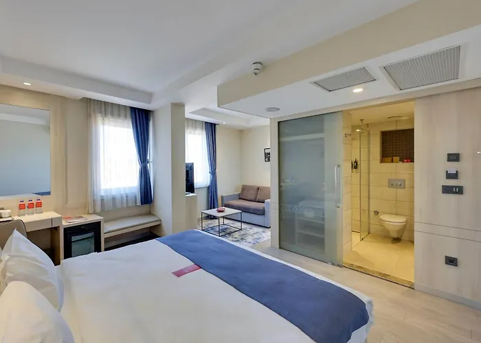 Ramada By Wyndham Istanbul Old City