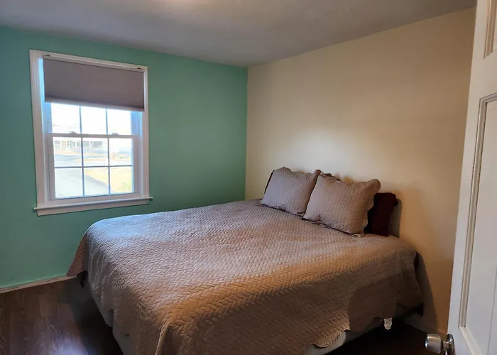 Jonathan Edwards Motel