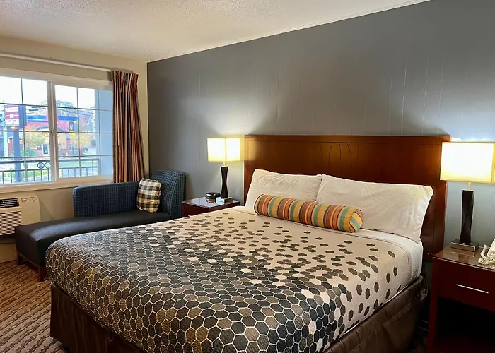 Travelers Inn Eugene University