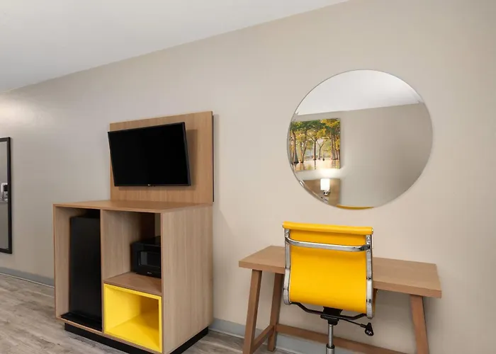 Days Inn By Wyndham Lincoln