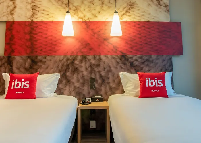 Ibis Luoyang Baolong Square Hotel