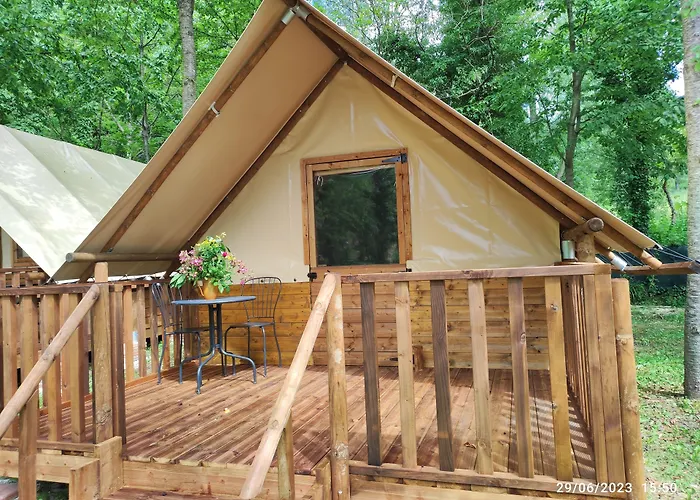 Saecula Natural Village Experience