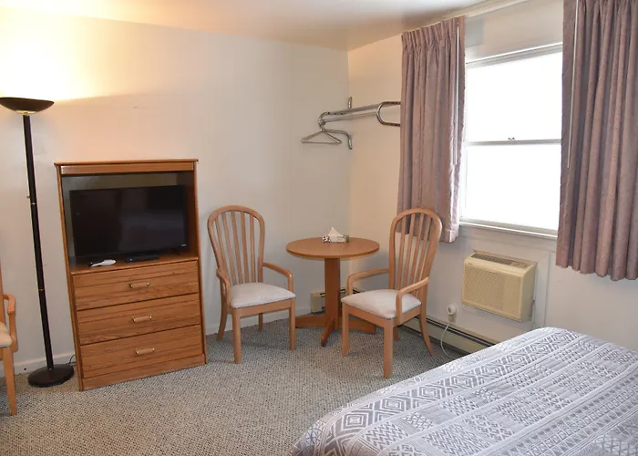 West Bethel Motel