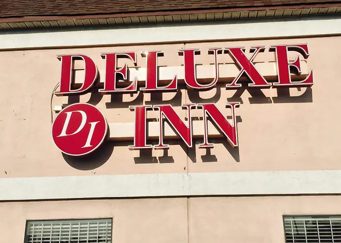 Deluxe Inn