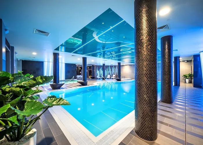 Wellton Riverside SPA Hotel