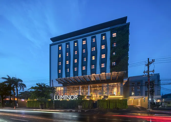 Luminor Hotel Airport Sidoarjo By Wh , Best Choice And Strategic Location With A Rooftop Area In Town