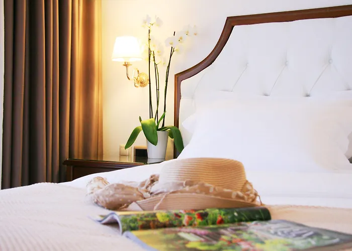 Armata Boutique Hotel