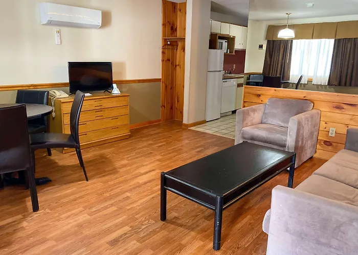 Travelodge By Wyndham Lincoln Near White Mountain