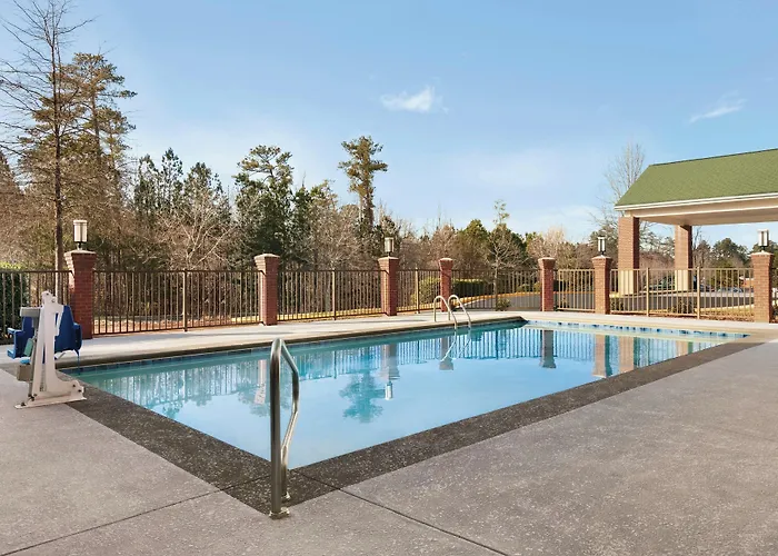 Four Points By Sheraton Raleigh Arena