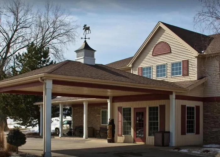 Boarders Inn & Suites By Cobblestone Hotels In Waukon