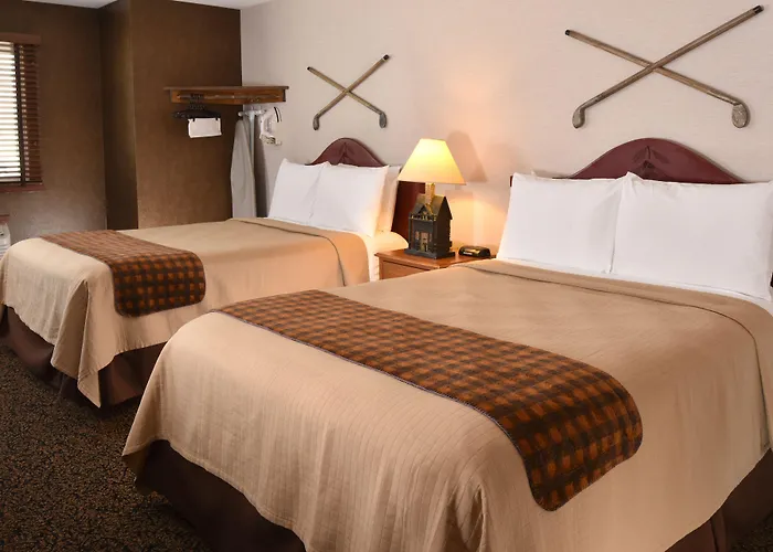 Boarders Inn & Suites By Cobblestone Hotels In Waukon