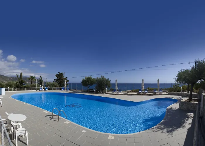 Kardamili Beach Hotel