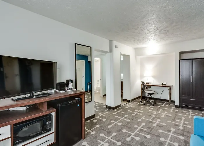 Baymont By Wyndham Spokane