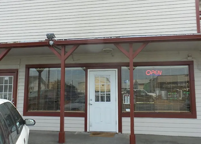 Tyee Restaurant And Motel