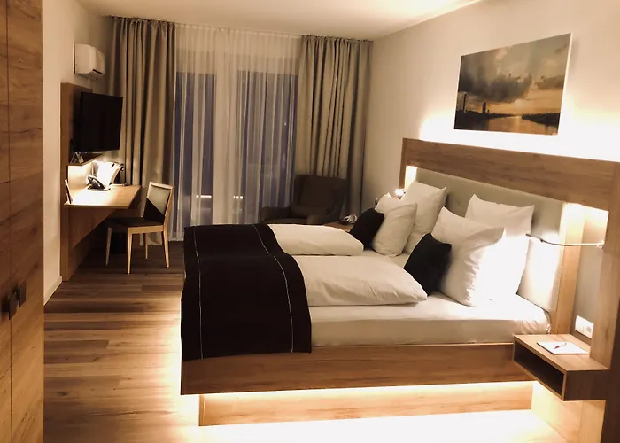 Four Stars By City Hotel
